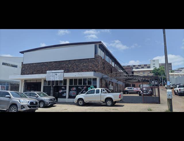 1,230M² BUILDING FOR SALE IN SONHEUWEL